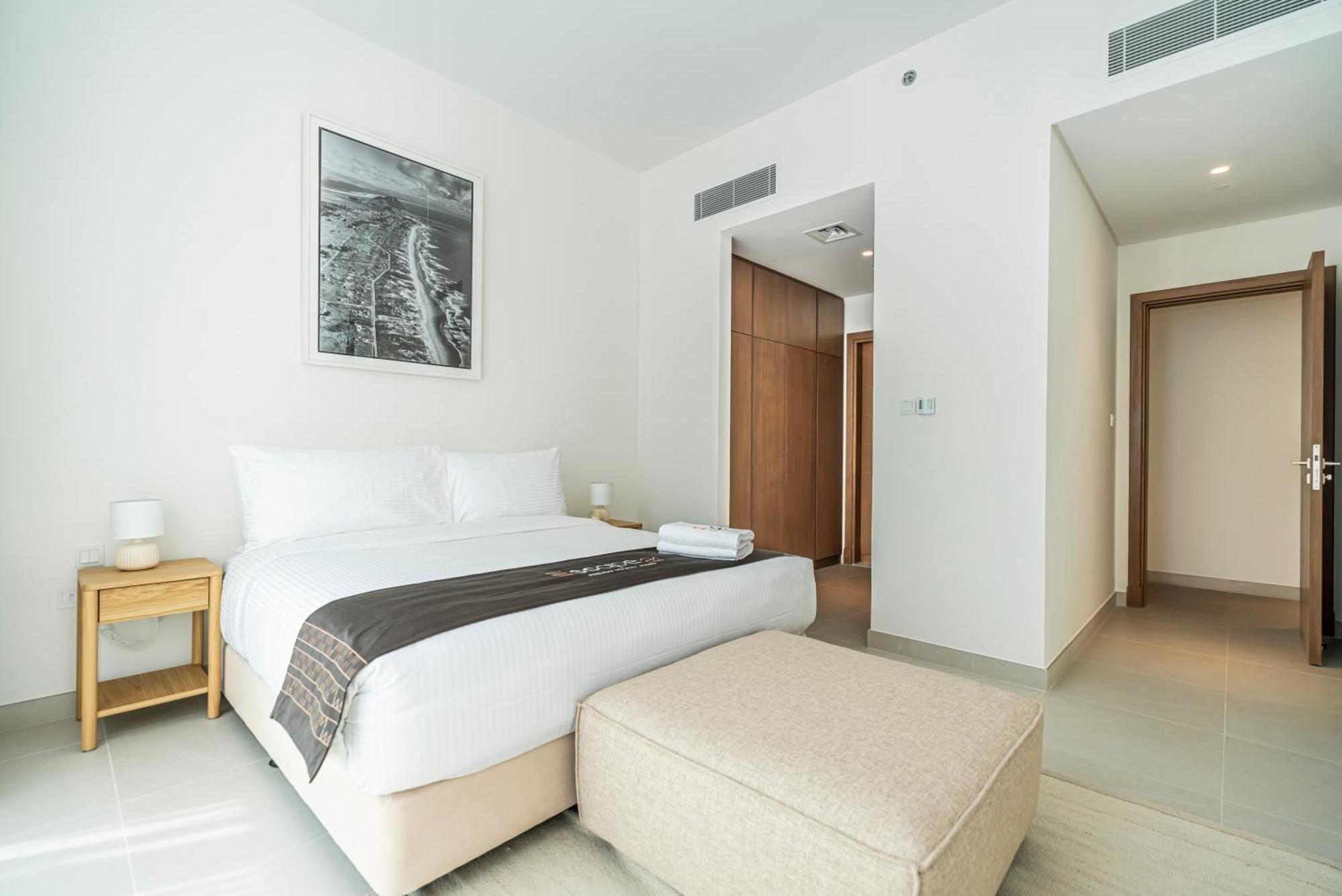 Escape24 - Brand New 2br In Canal Front Residences, Al Wasl Near Safa Park Apartment Dubai