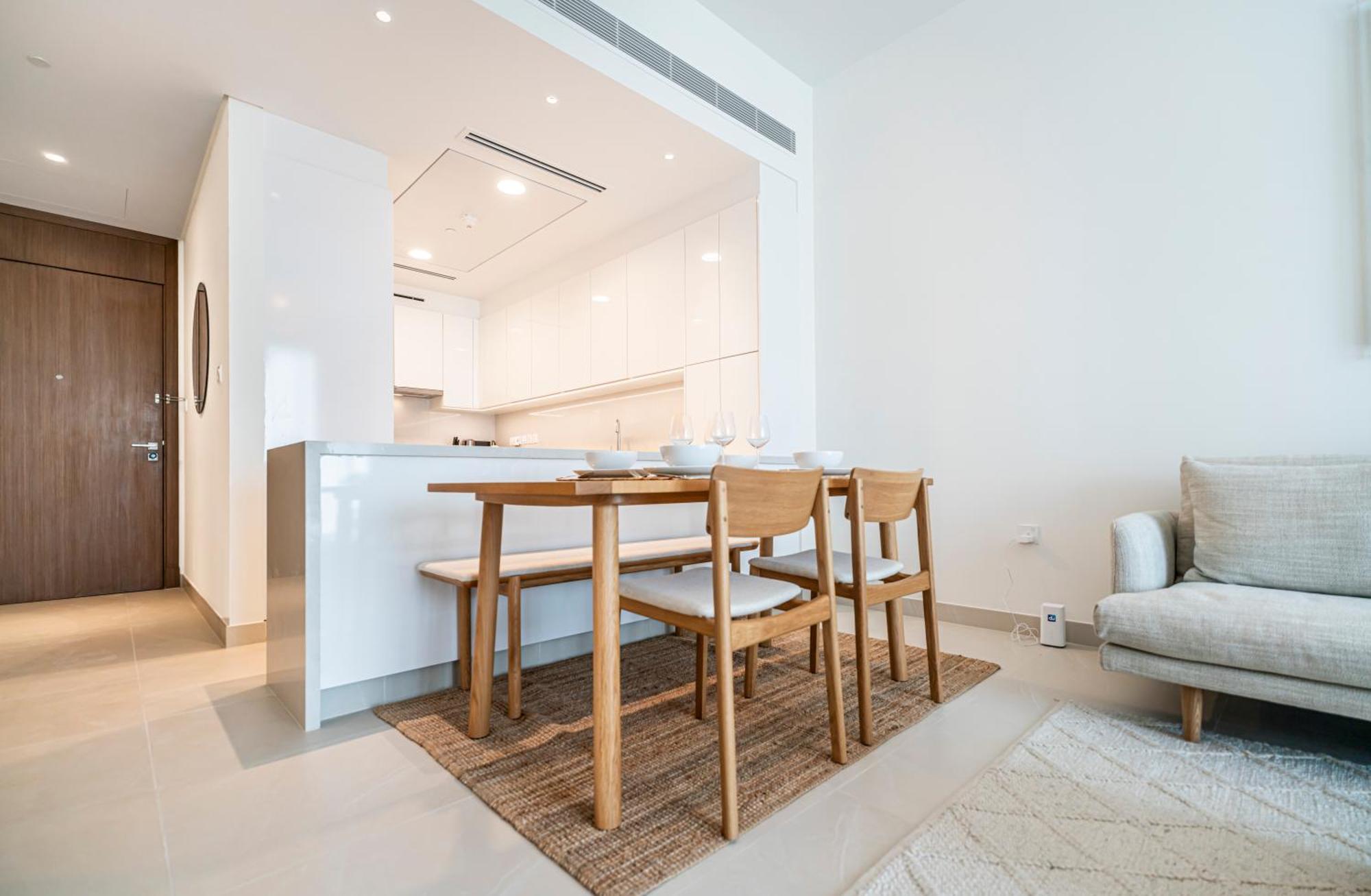 Escape24 - Brand New 2br In Canal Front Residences, Al Wasl Near Safa Park Dubai