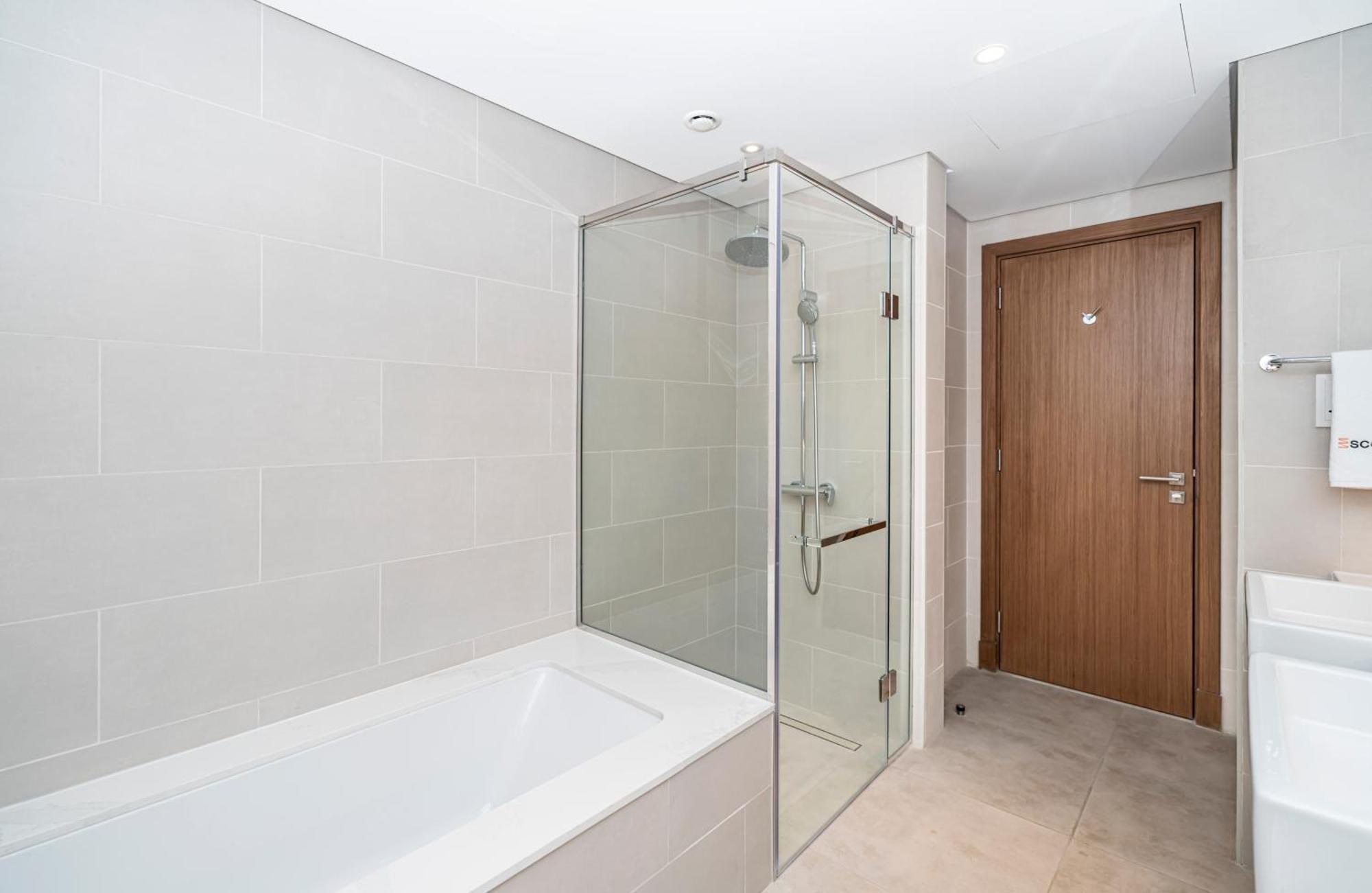 Escape24 - Brand New 2br In Canal Front Residences, Al Wasl Near Safa Park Apartment